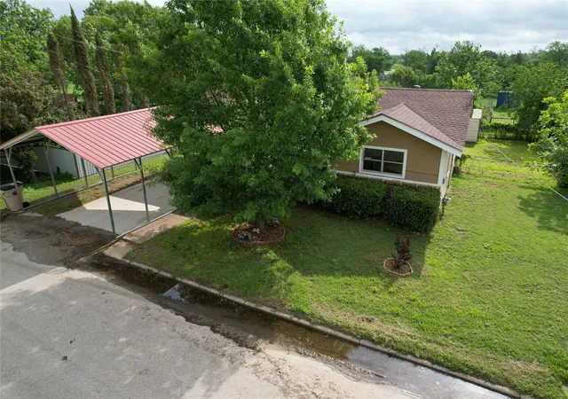 Homes for sale in Bangs, TX | 509 Starkey St, Bangs, TX 76823 | MLS# 21120286