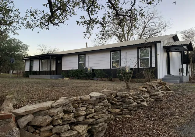 Photo 1 of Single family home for sale at 8765 Hwy 279 Hwy 279, Brownwood, TX 76801 | MLS# 21120194 | Listing updated on 2026-08-03