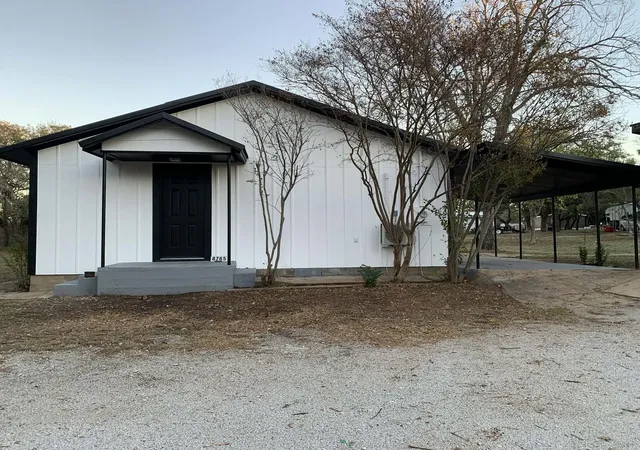 Photo 4 of Single family home for sale at 8765 Hwy 279 Hwy 279, Brownwood, TX 76801 | MLS# 21120194 | Listing updated on 2026-08-03