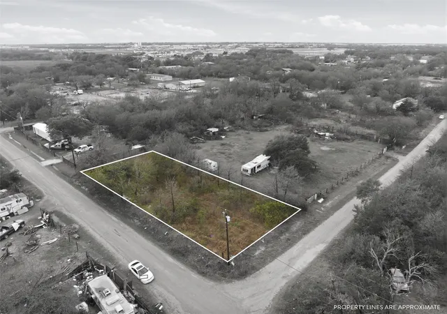 Photo 2 of Land for sale at 216 Melondale Dr, Elm Mott, TX 76640 | MLS# 21120649 | Listing updated on 2026-07-14
