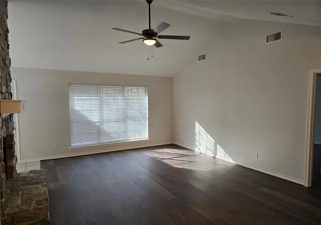 Photo 3 of Single family home for sale at 601 Preston Gln, Gunter, TX 75058 | MLS# 21120697 | Listing updated on 2026-07-12