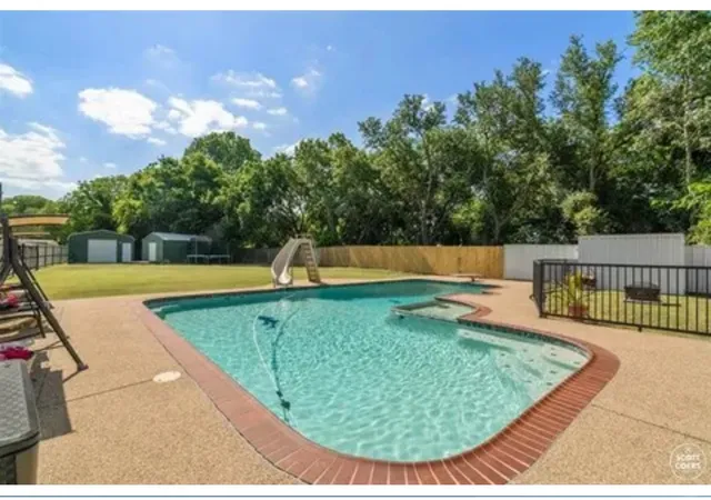 Photo 4 of Single family home for sale at 101 Twin Creek Rd, Comanche, TX 76442 | MLS# 21121093 | Listing updated on 2026-07-20
