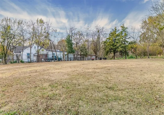 Photo 1 of Land for sale at 1908 Gibbons St, Greenville, TX 75401 | MLS# 21121173 | Listing updated on 2026-09-18