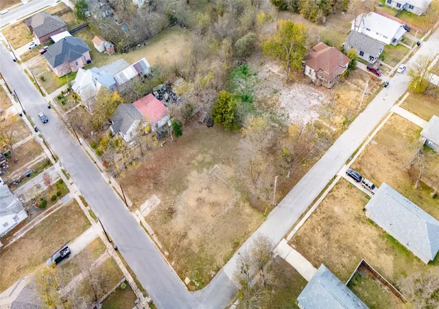 Photo 3 of Land for sale at 1908 Gibbons St, Greenville, TX 75401 | MLS# 21121173 | Listing updated on 2026-09-18