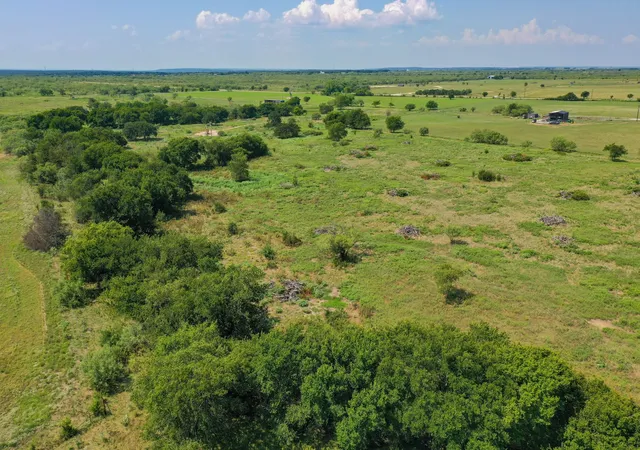 Homes for sale in Jacksboro, TX | 2947 Acres Ballard Rd, Jacksboro, TX 76458 | MLS# 21121379
