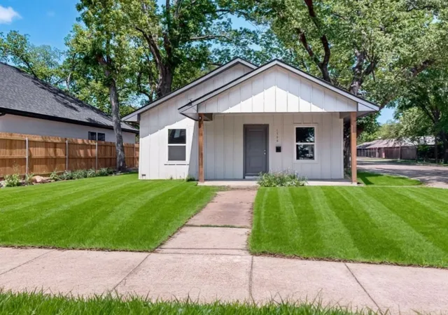 Photo 38 of Single family home for sale at 1500 W Collin St, Corsicana, TX 75110 | MLS# 21121598 | Listing updated on 2026-07-11