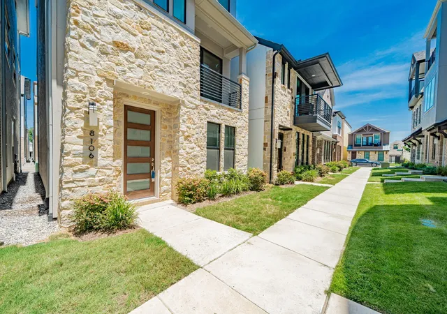 Homes for sale in Dallas, TX | 8106 Fallston Ct, Dallas, TX 75231 | MLS# 21120863