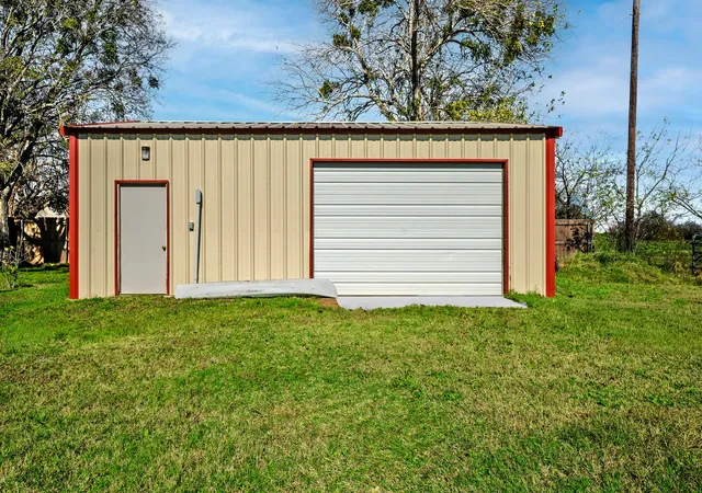 Homes for sale in Tioga, TX | 1209 Sherman St, Tioga, TX 76271 | MLS# 21122086