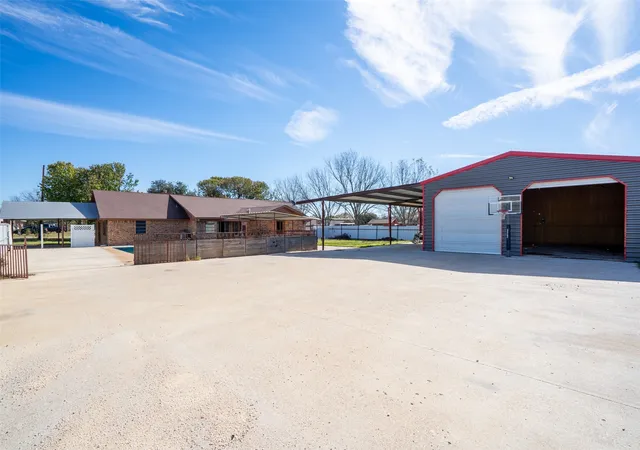 Photo 1 of Single family home for sale at 601 Henry St St, Dublin, TX 76446 | MLS# 21122087 | Listing updated on 2026-09-22