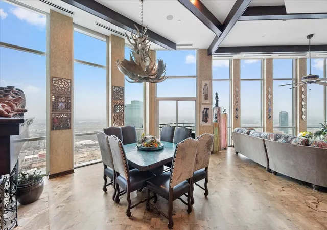 Listing Photo 3 - Condo for sale in The Tower Condomoniums located at 500 Throckmorton St, Fort Worth, TX 76102 - Unit #3512