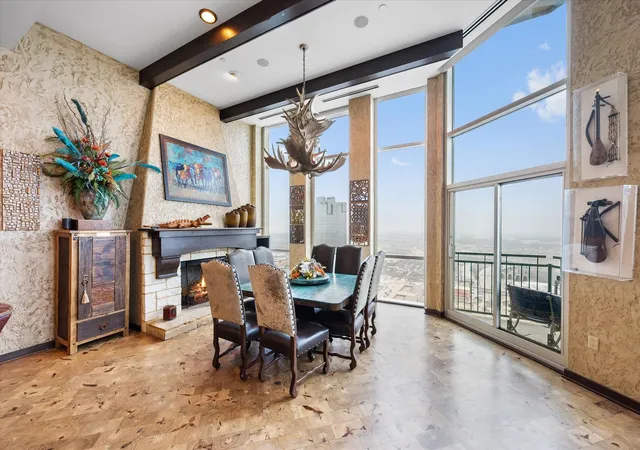 4th image of 500 Throckmorton St #3512, Fort Worth, TX 76102 | MLS# 21121315