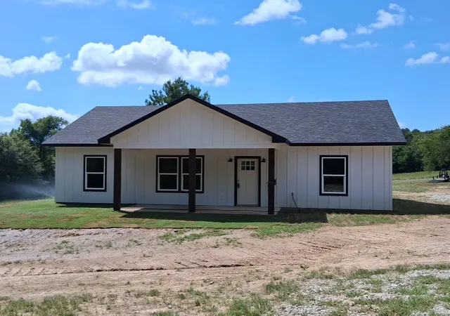 Homes for sale in Emory, TX | 1156 Rs County Road 1140, Emory, TX 75440 | MLS# 21123130