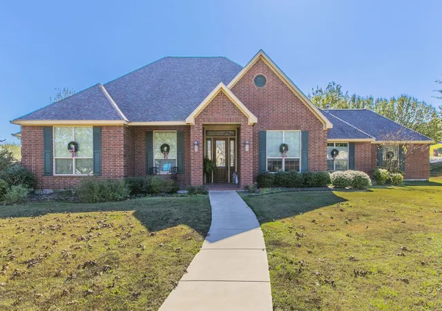 Homes for sale in Midlothian, TX | 206 Hidden Meadow Cir, Midlothian, TX 76065 | MLS# 21124236