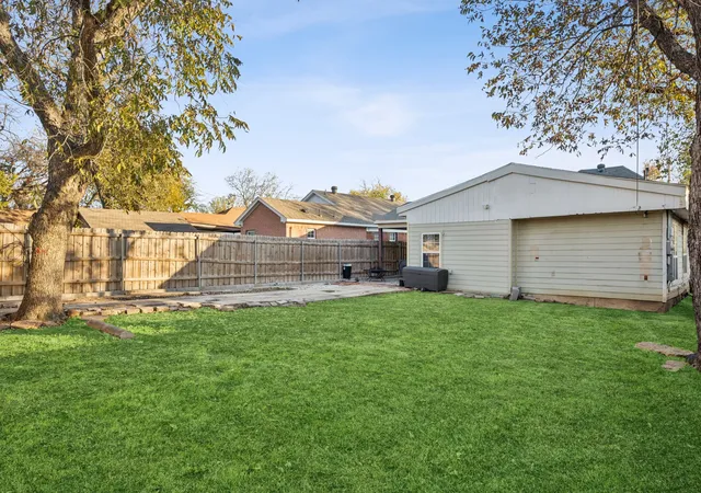 Photo 28 of Single family home for sale at 2903 Mount Vernon Ave, Fort Worth, TX 76103 | MLS# 21124633 | Listing updated on 2026-07-13