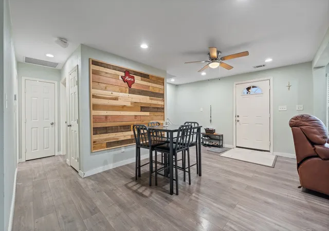 Photo 3 of Sale Pending at 4133 6th Ave, Fort Worth, TX 76115 | MLS# 21082977 | Listing updated on 2026-07-13