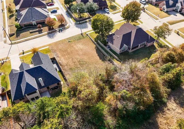 Photo 1 of Sale Pending at 1607 Moreland Dr, Sherman, TX 75090 | MLS# 21123766 | Listing updated on 2026-08-25