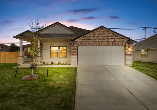 Photo 1 of Sale Pending at 10761 Chesson Flats Dr, Waco, TX 76708 | MLS# 21124809 | Listing updated on 2026-07-28