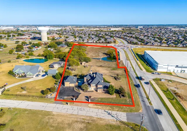 Photo 3 of Single family home for sale at 253 Bayne Rd, Haslet, TX 76052 | MLS# 21114806 | Listing updated on 2026-09-18
