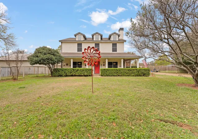 Single family home for sale at 3500 Trails End Rd, Burleson, TX 76028 | MLS# 21120905