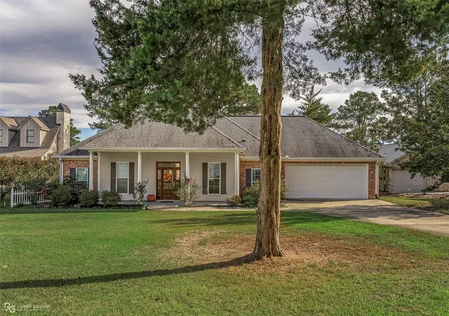 1st image of 90 La Belle Ct, Many, LA 71449 | MLS# 21125028
