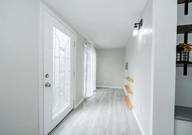Photo 4 of Sale Pending at 301 E 2Nd North St, Kaufman, TX 75142 | MLS# 21125077 | Listing updated on 2026-07-22