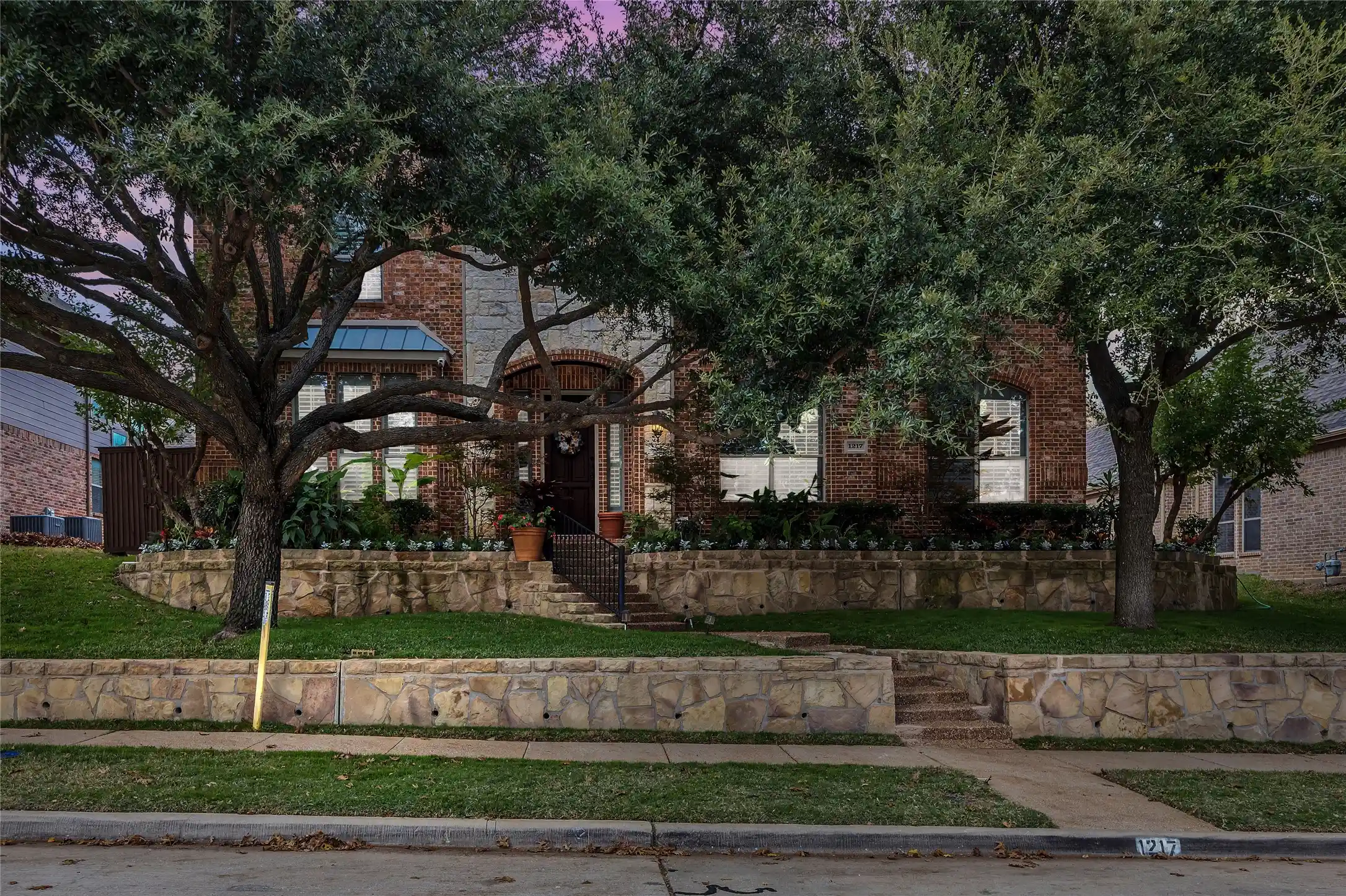 Photo 1 of Single family home for sale at 1217 Wynne Dr, Garland, TX 75044 | MLS# 21124734 | Listing updated on 2026-10-13