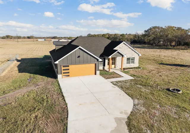 Photo 3 of Single family home for sale at 7280 Cr 118, Kaufman, TX 75142 | MLS# 21125464 | Listing updated on 2026-07-23