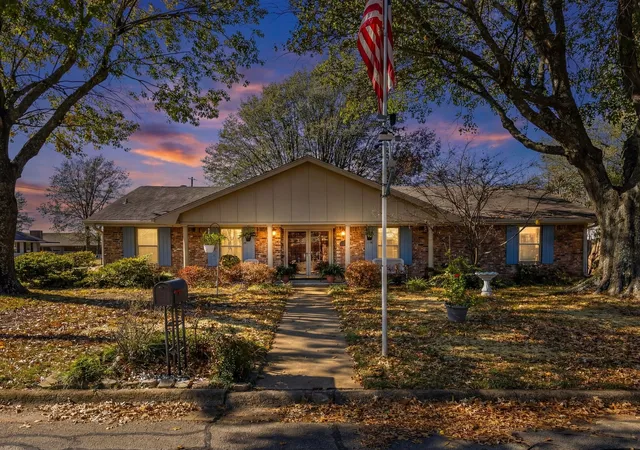 Photo 2 of Single family home for sale at 1115 36th St Ne, Paris, TX 75462 | MLS# 21125220 | Listing updated on 2026-09-02