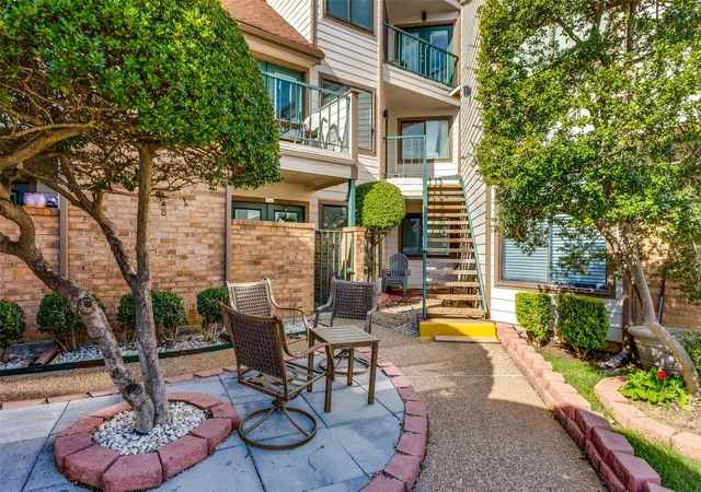 4th image of 2310 Balsam Dr #B206, Arlington, TX 76006 | MLS# 21125170