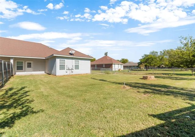 Homes for sale in Woodway, TX | 195 Ashland Dr, Woodway, TX 76712 | MLS# 21124778