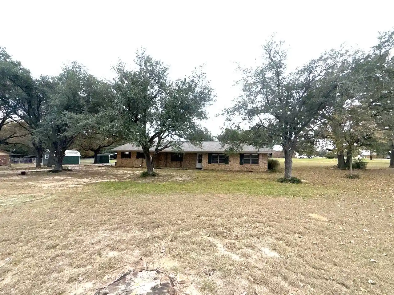 Photo 1 of Single family home for sale at 150 Lazy Way, Fairfield, TX 75840 | MLS# 21123020 | Listing updated on 2026-10-10