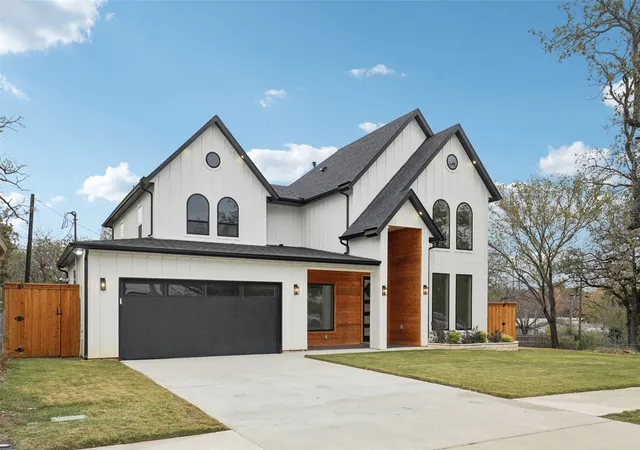 Homes for sale in Keller, TX | 1713 Highland Dr W, Keller, TX 76262 | MLS# 21126469
