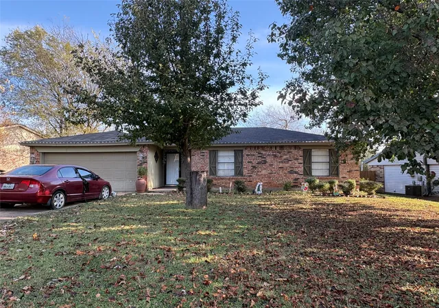 Homes for sale in Cleburne, TX | 1411 Clearfield Dr, Cleburne, TX 76033 | MLS# 21124876