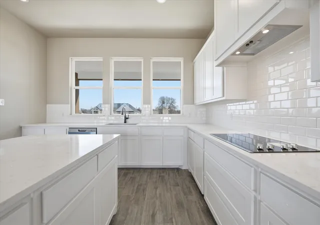 Photo 3 of Single family home for sale at 105 Cattleman Dr, Poolville, TX 76082 | MLS# 21126888 | Listing updated on 2026-07-14