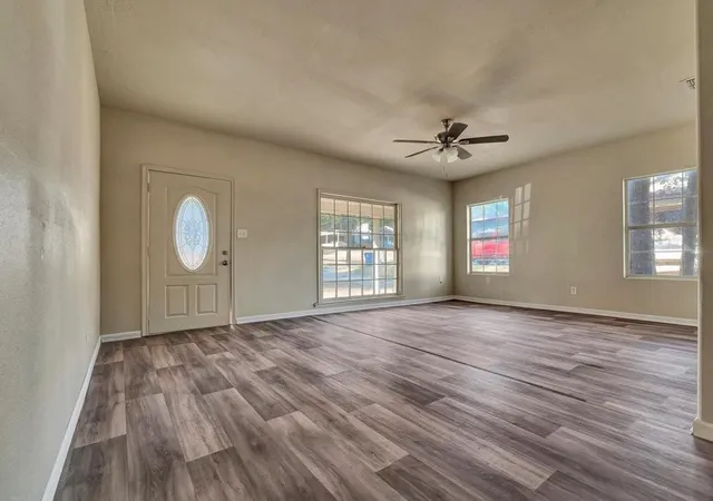 Homes for sale in Henderson, TX | 511 Woodlawn St, Henderson, TX 75652 | MLS# 21127057