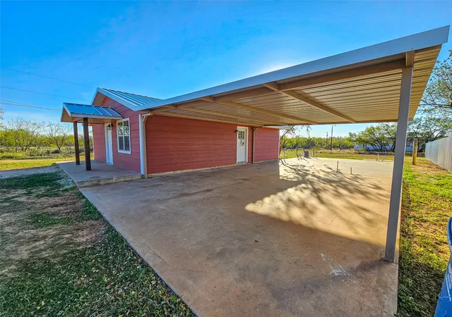 Homes for sale in Sweetwater, TX | 1618 Roberts St, Sweetwater, TX 79556 | MLS# 21127249