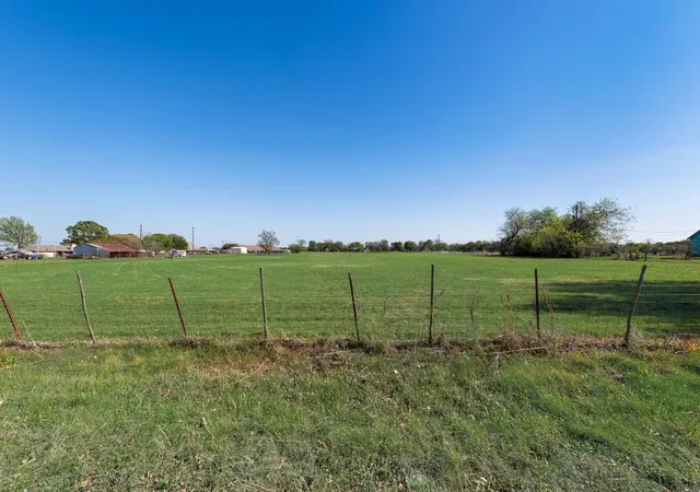 Homes for sale in Palmer, TX | 0 Southwick Dr, Palmer, TX 75152 | MLS# 21127411