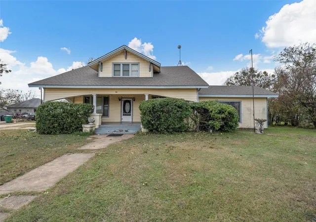 Homes for sale in Meridian, TX | 306 S Cleveland, Meridian, TX 76665 | MLS# 21123563