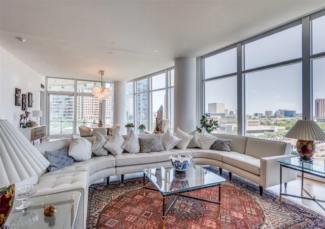 Homes for sale in Dallas, TX | 1918 Olive St #701, Dallas, TX 75201 | MLS# 21127866