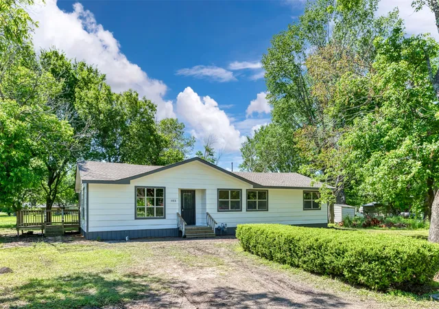 Photo 1 of Single family home for sale at 103 Ivy St, Kerens, TX 75144 | MLS# 21127041 | Listing updated on 2026-08-04