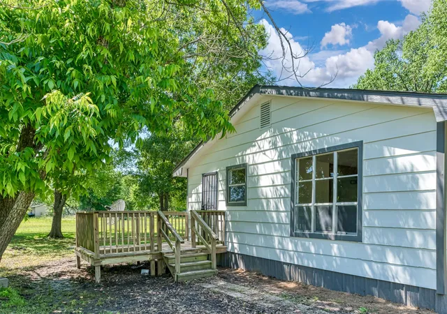 Photo 4 of Single family home for sale at 103 Ivy St, Kerens, TX 75144 | MLS# 21127041 | Listing updated on 2026-08-04