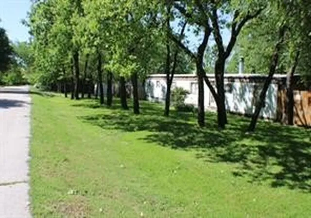 Photo 1 of Land for sale at 500 Oakwood Dr, Argyle, TX 76226 | MLS# 21127905 | Listing updated on 2026-07-13