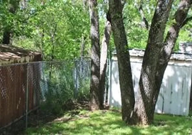 Photo 4 of Manufactured home for sale at 500 Oak Wood Dr, Argyle, TX 76226 | MLS# 21128037 | Listing updated on 2026-07-13