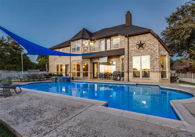 Photo 40 of Mansion for sale at 9253 Cape Royale Ct, Fort Worth, TX 76179 | MLS# 21124133 | Listing updated on 2026-09-29