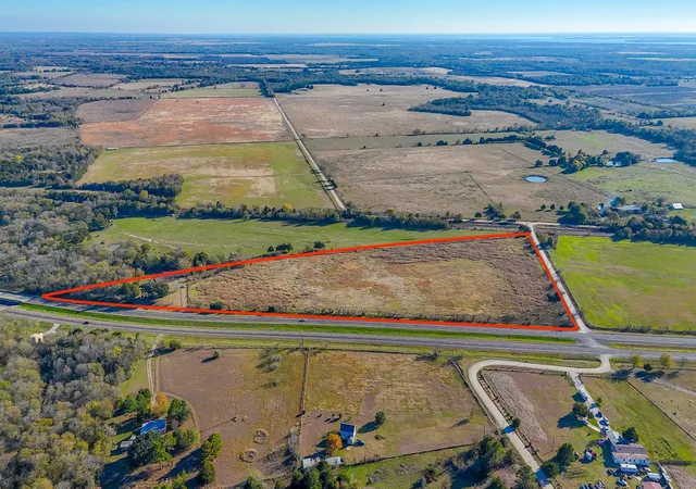 Homes for sale in Kerens, TX | 15410 E State Hwy 31, Kerens, TX 75144 | MLS# 21125140