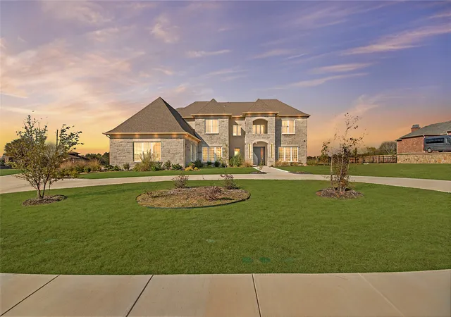 Photo 1 of Mansion for sale at 100 Old Vineyard Ln, Rockwall, TX 75032 | MLS# 21128995 | Listing updated on 2026-07-17