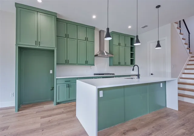 Photo 3 of Single family home for sale at 519 Mount Auburn Ave, Dallas, TX 75223 | MLS# 21129099 | Listing updated on 2026-08-31
