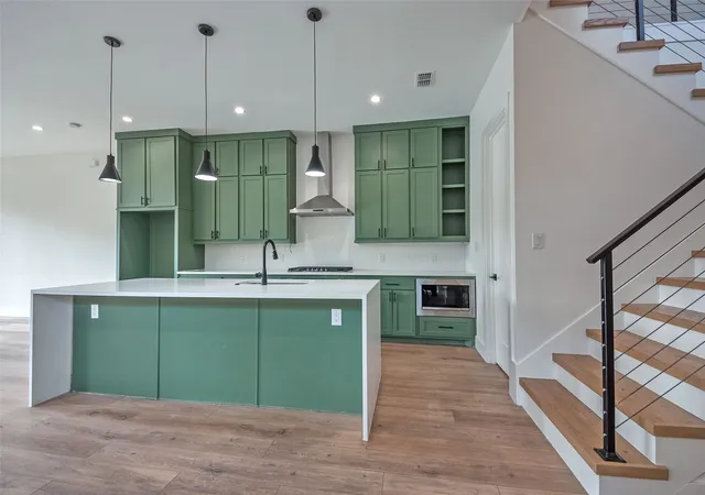 Photo 4 of Single family home for sale at 519 Mount Auburn Ave, Dallas, TX 75223 | MLS# 21129099 | Listing updated on 2026-08-31
