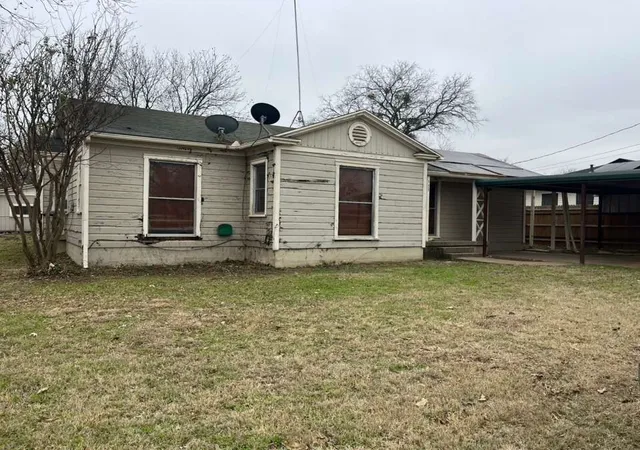 Homes for sale in Jacksboro, TX | 523 Richardson St, Jacksboro, TX 76458 | MLS# 21129082