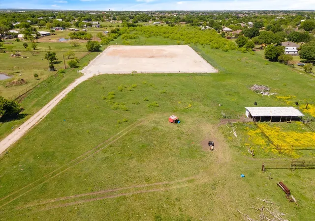 Photo 3 of Single family home for sale at 2620 County Road 920, Crowley, TX 76036 | MLS# 21129587 | Listing updated on 2026-07-15